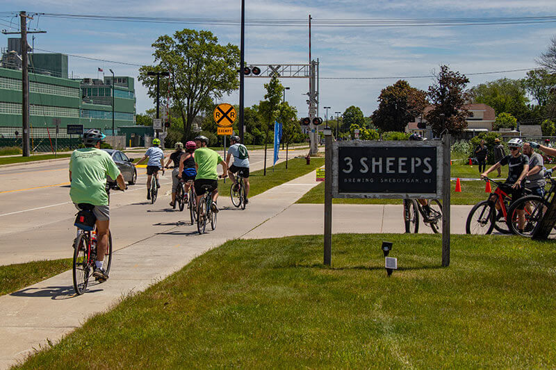 june-2024-scc-bike-festival-group-ride-road-3-sheeps-brewing-sheboygan