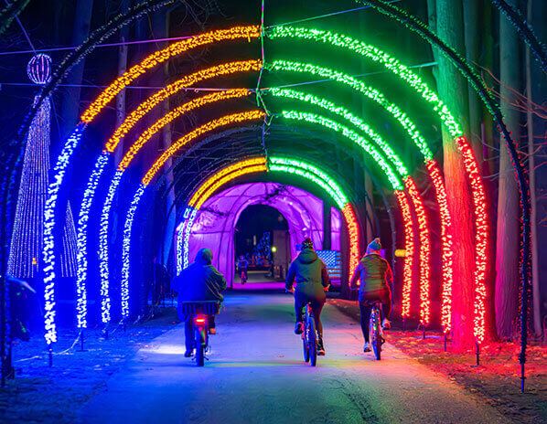 scc-group-bike-ride-making-spirits-bright-sheboygan-fern-3933-hp