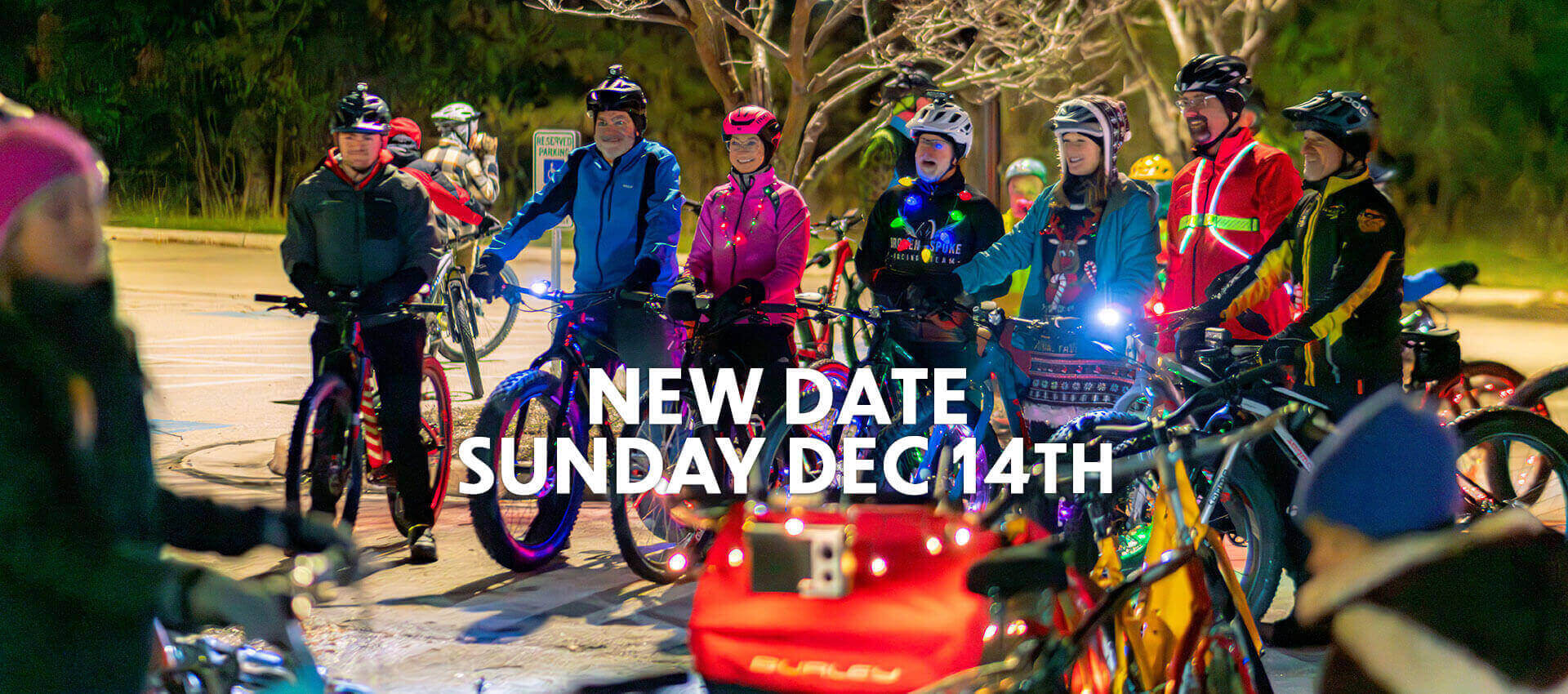 group-bike-ride-making-spirits-bright-sheboygan-county-cycling-b